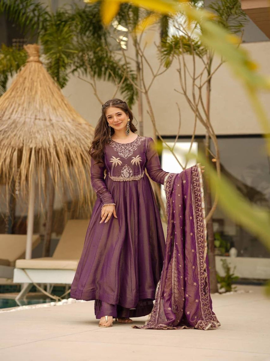 PRESENTING NEW STUNNING LOOK TOP PLAZZO & DUPATTA COLLATION.