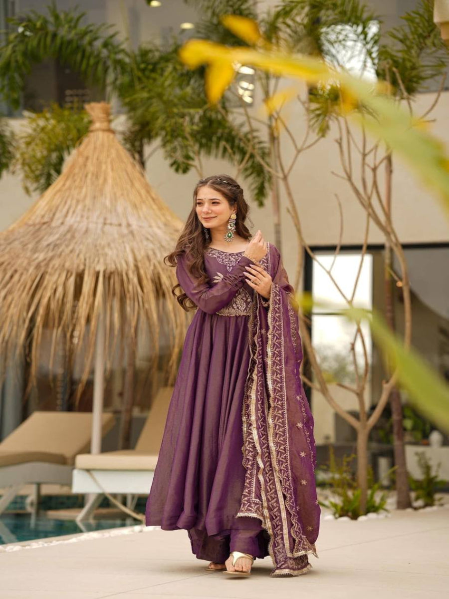 PRESENTING NEW STUNNING LOOK TOP PLAZZO & DUPATTA COLLATION.