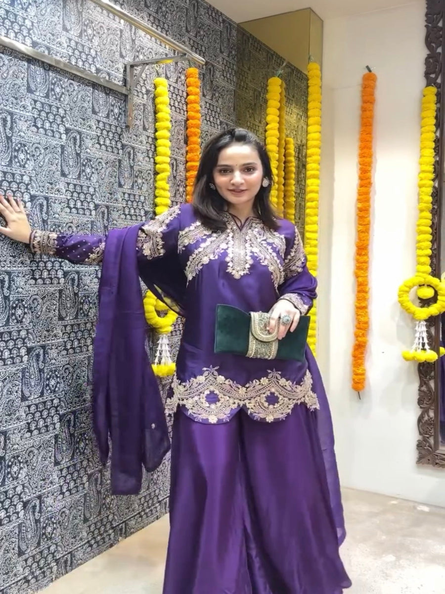 Launching New Đěsigner Party Wear Look Pur Chinon Silk Top Plazzo & Dupatta Set.