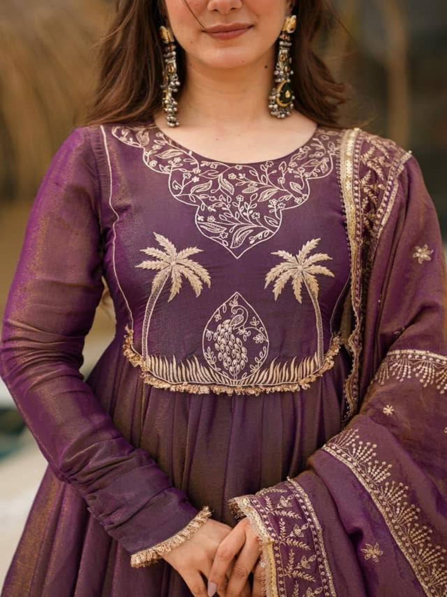 PRESENTING NEW STUNNING LOOK TOP PLAZZO & DUPATTA COLLATION.