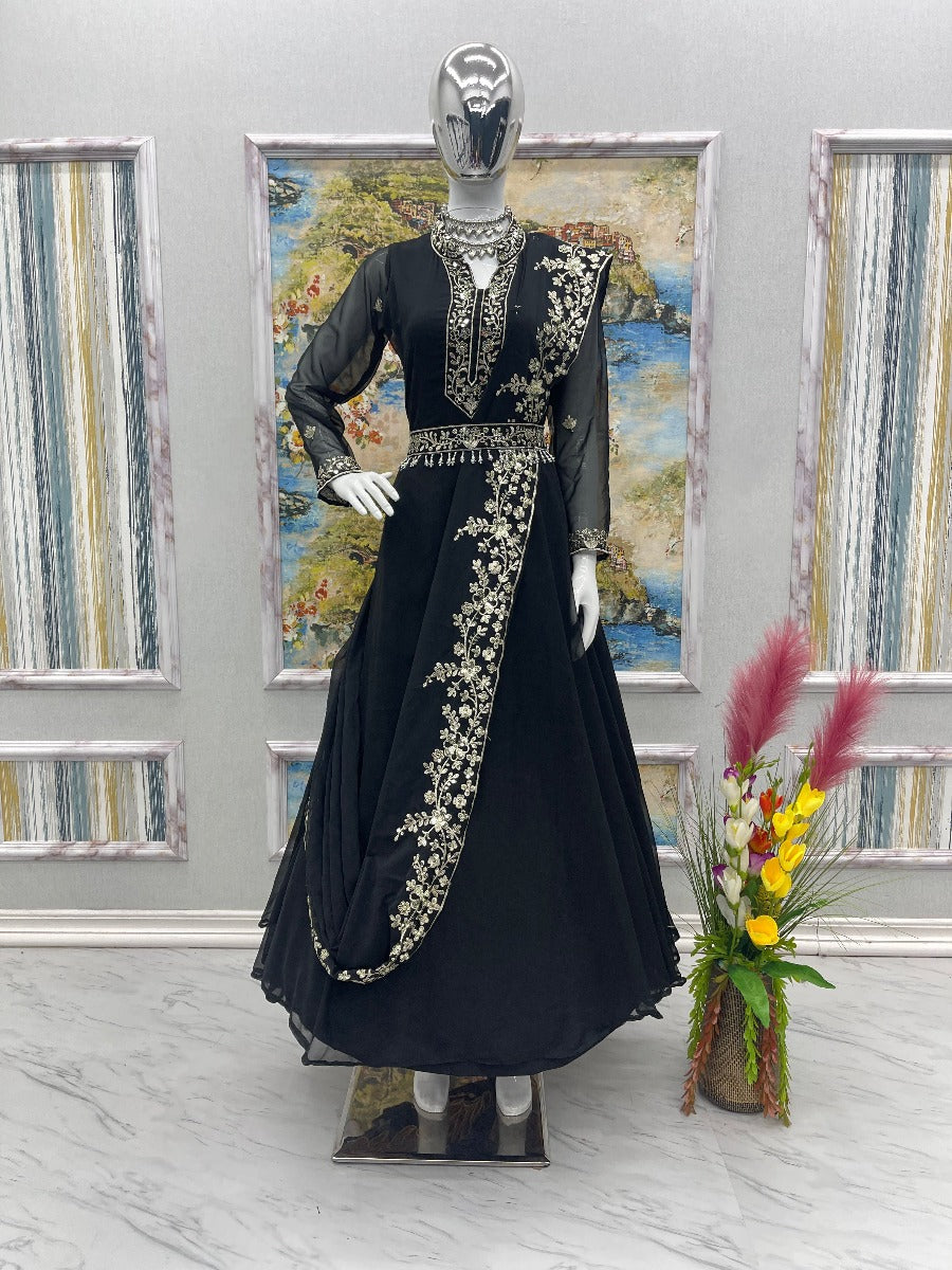 Launching New Designer Party Wear Look Gown & Attached Dupatta With Waist Belt Set.