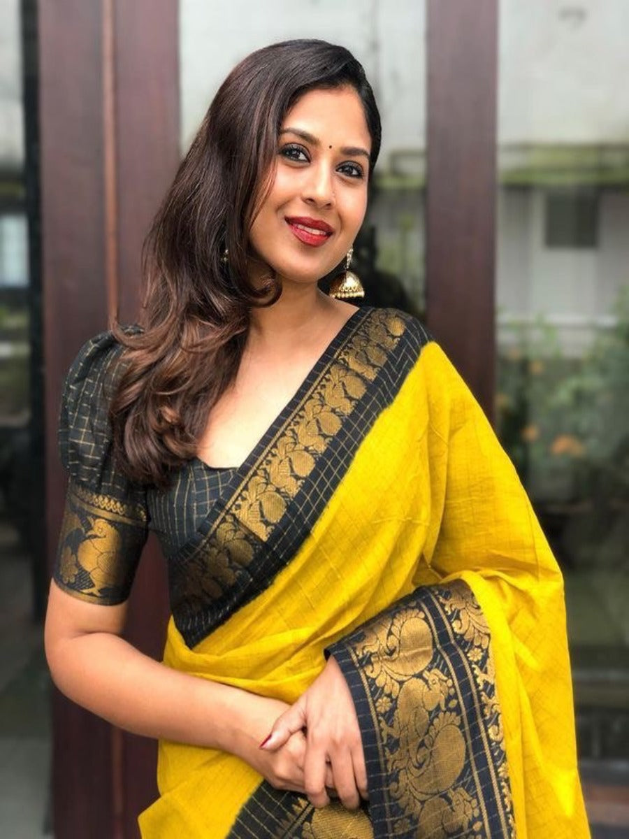South Super Hit Kanjiwaram Lichi Silk Banarasi Saree With Two Lining Picok.