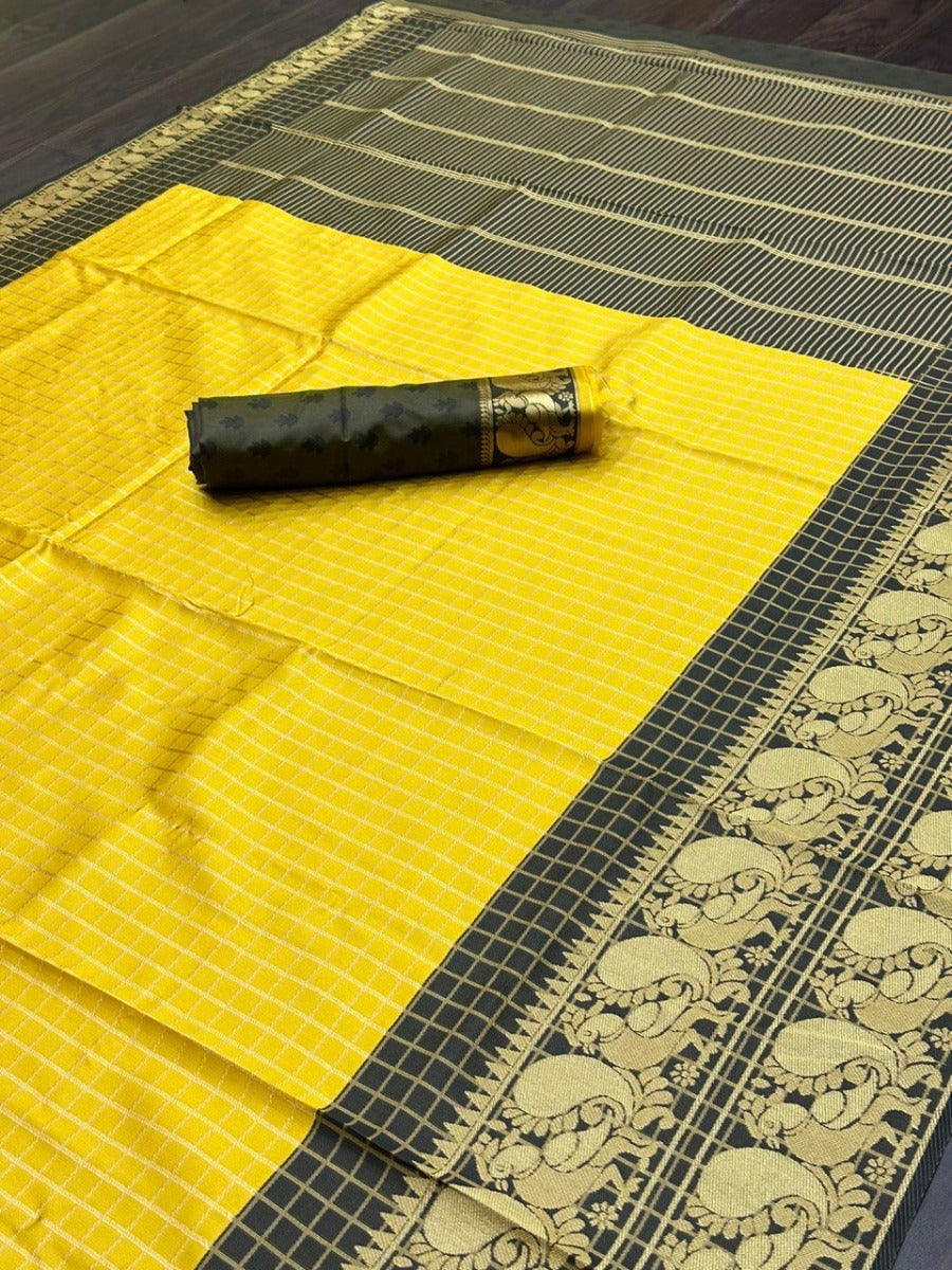South Super Hit Kanjiwaram Lichi Silk Banarasi Saree With Two Lining Picok.