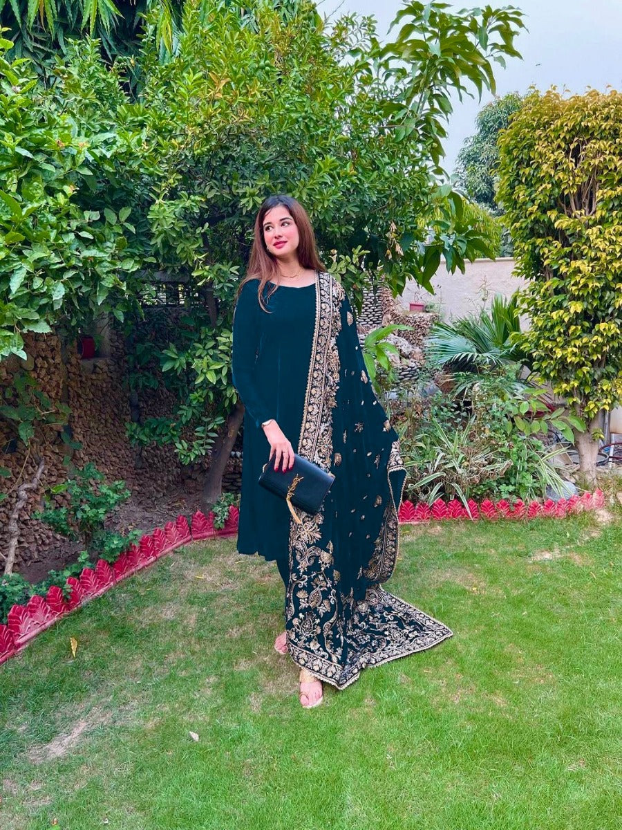 Launching New Designer Wedding Wear Look Full Velvet Anarkali Gown & Dupatta Set.