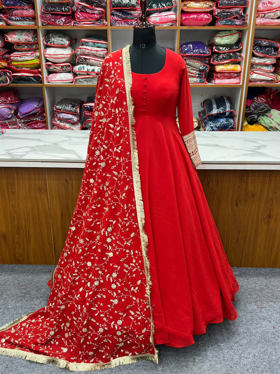 PRESENTING NEW GEORGETTE GOWN DUPPTA FULL SET WITH PENT READY TO WEAR.