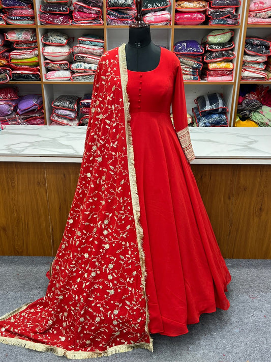 PRESENTING NEW GEORGETTE GOWN DUPPTA FULL SET WITH PENT READY TO WEAR.