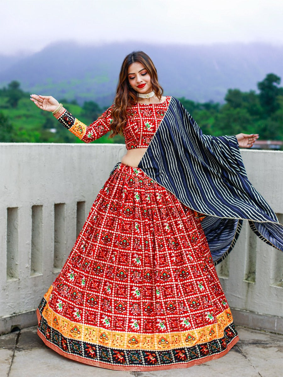 Launching Fancy Designer Heavy lehenga weaved perfectly and beautifully crafted with Banarasi design detailing Lehenga Choli.