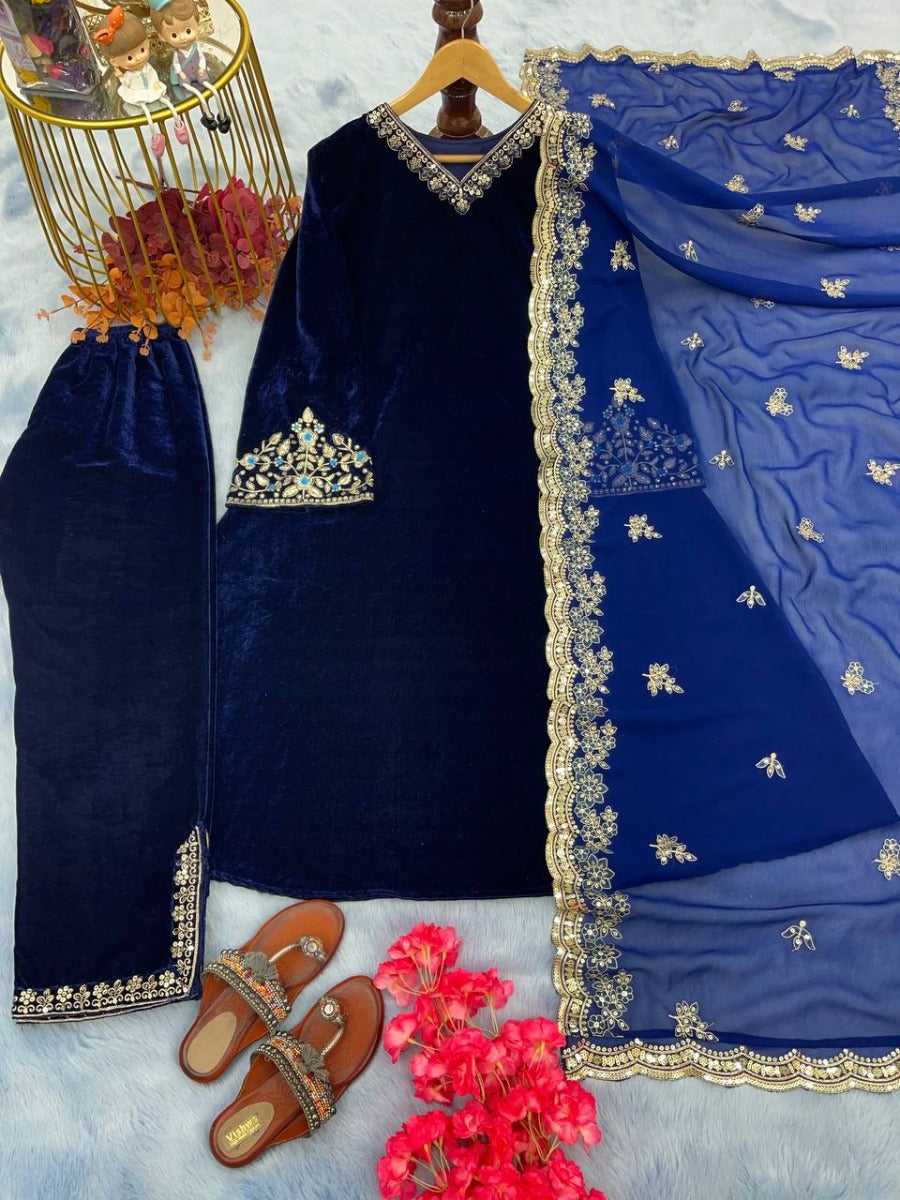 Launching New Designer Wedding Wear Look Full Velvet Anarkali Gown & Dupatta Set.