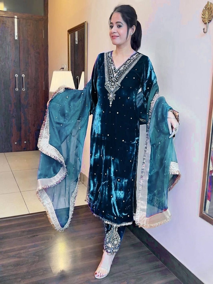 Launching New Designer Wedding Wear Look Full Velvet Fancy Kurti-Plazzo & Dupatta Set.