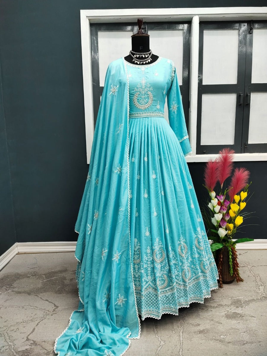 Launching New Designer Party Wear Look AnarKali Gown With Dupatta & Bottom.