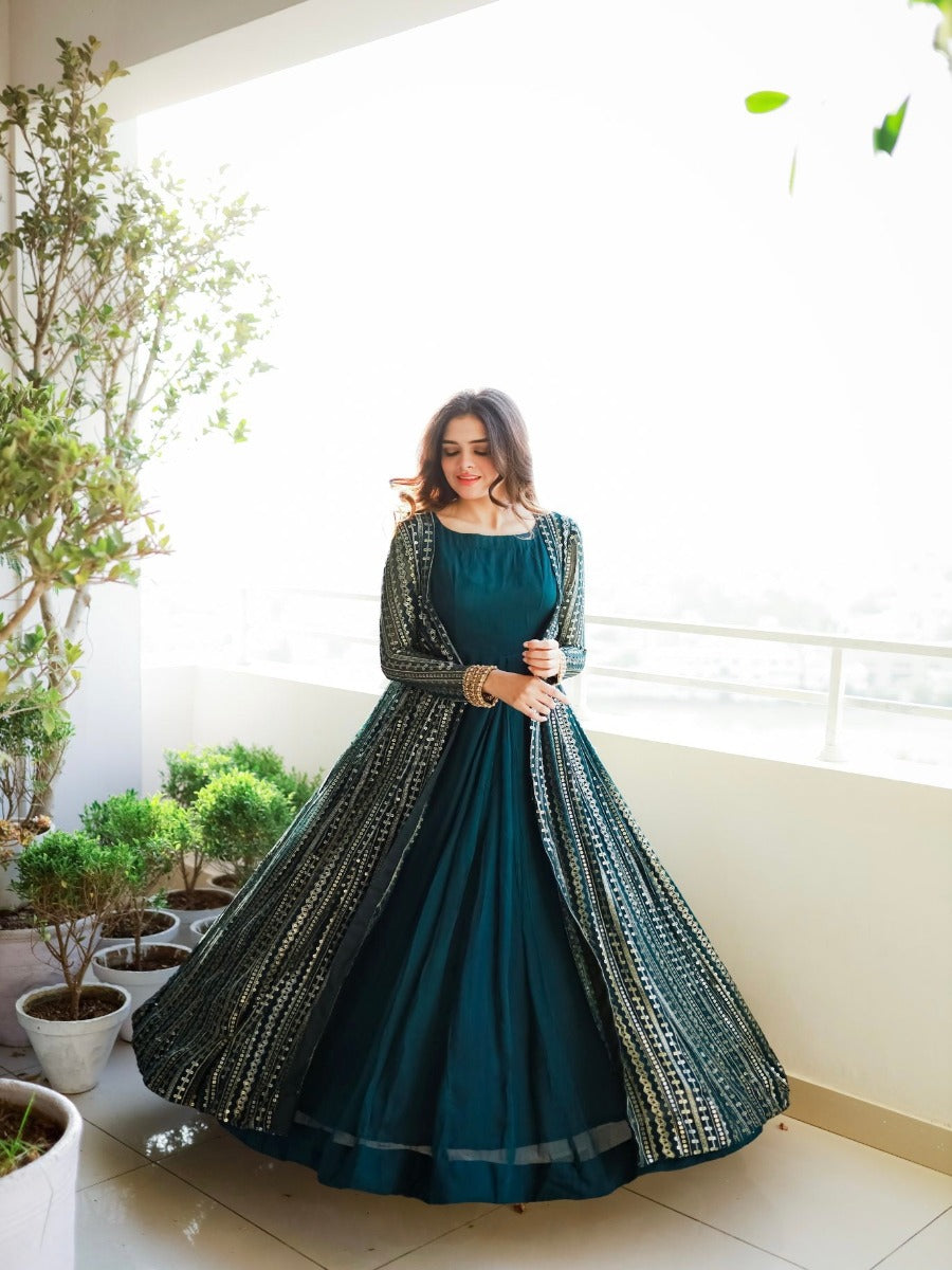 Designer Salwar kameez | Designer Punjab Suits | Pakistani Salwar Kameez |  Beautiful pakistani dresses, Pakistani dress design, Pakistani formal  dresses
