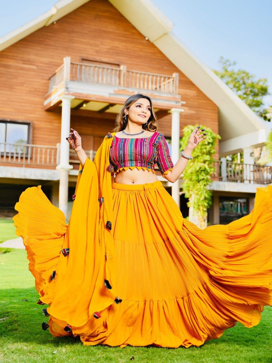 Presenting New Designer Lehenga - Choli In New Fancy Stayle.