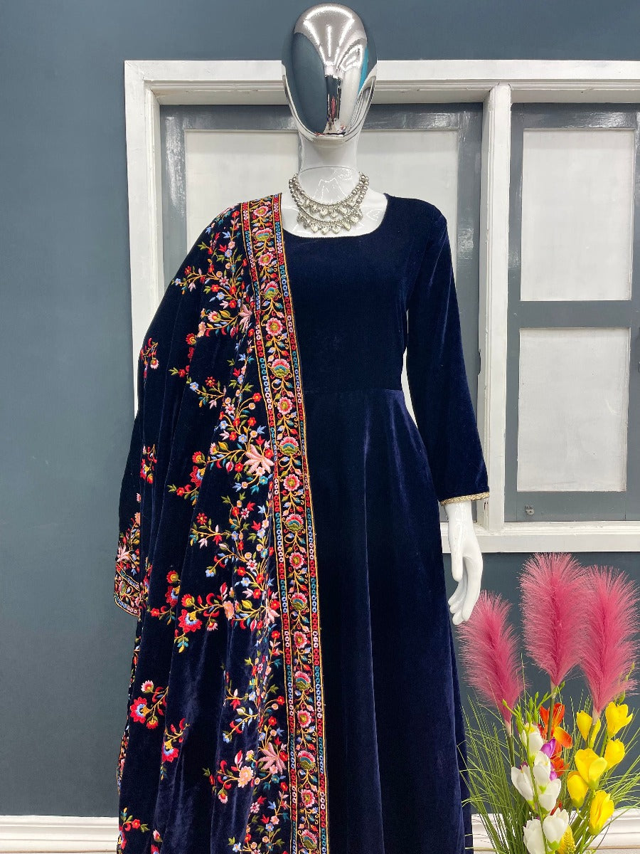 Buy Blue Velvet Silk Plain Floral Scallop Neck Anarkali Pant Set For Women  by Ikshita Choudhary Online at Aza Fashions.