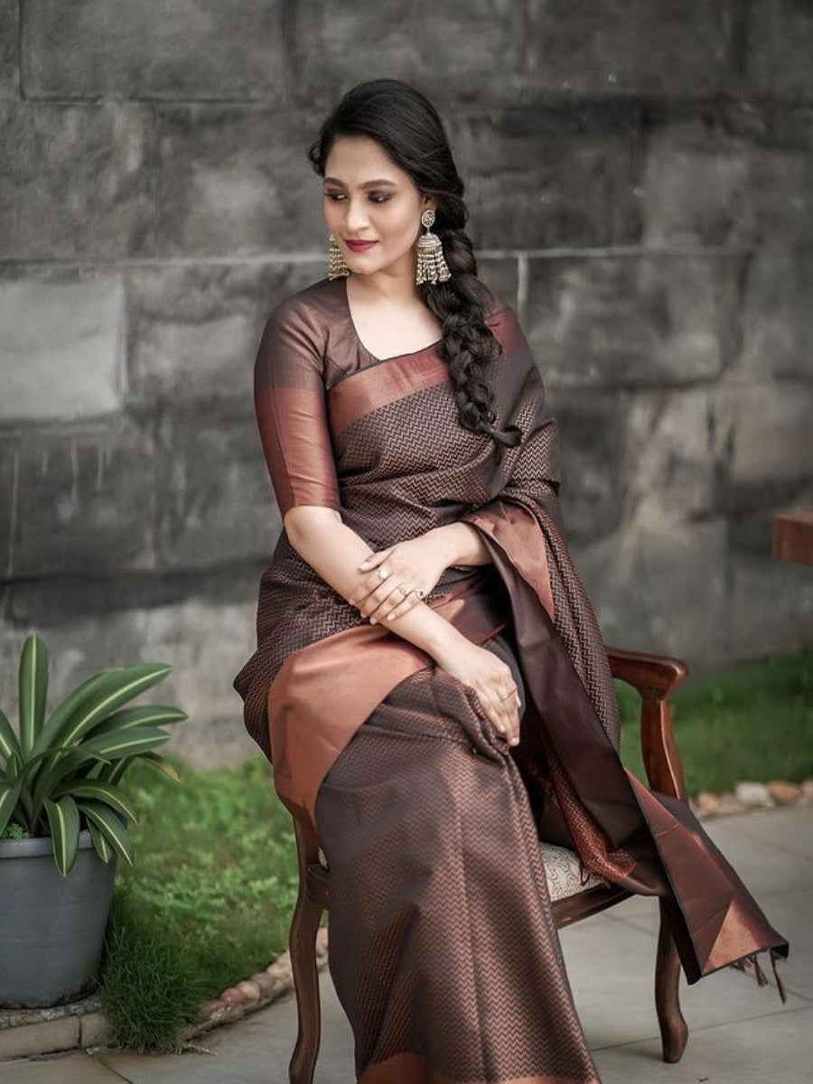 Launching Lichi Silk Banarasi Saree With Copper.