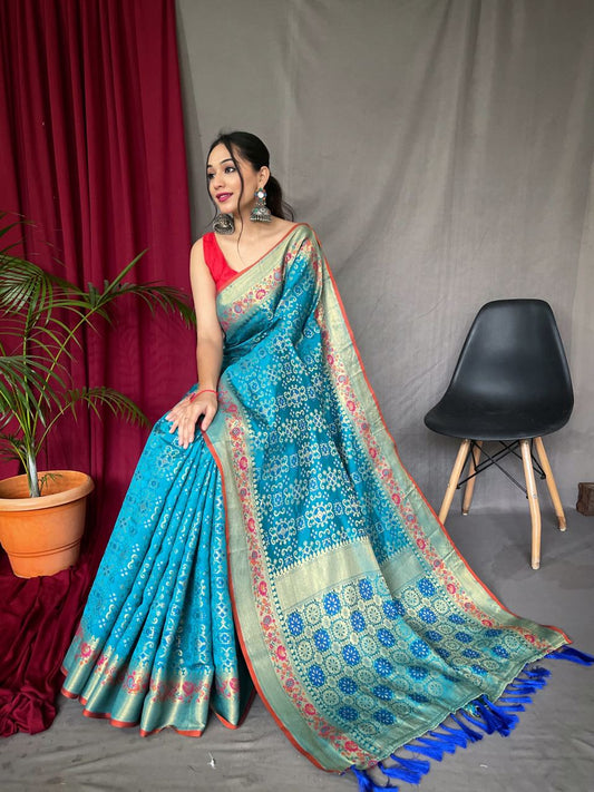Presernting New Fancy Paithani Look Patola Silk Saree.